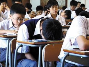 tips-to-avoid-sleeping-in-class-for-students-school1